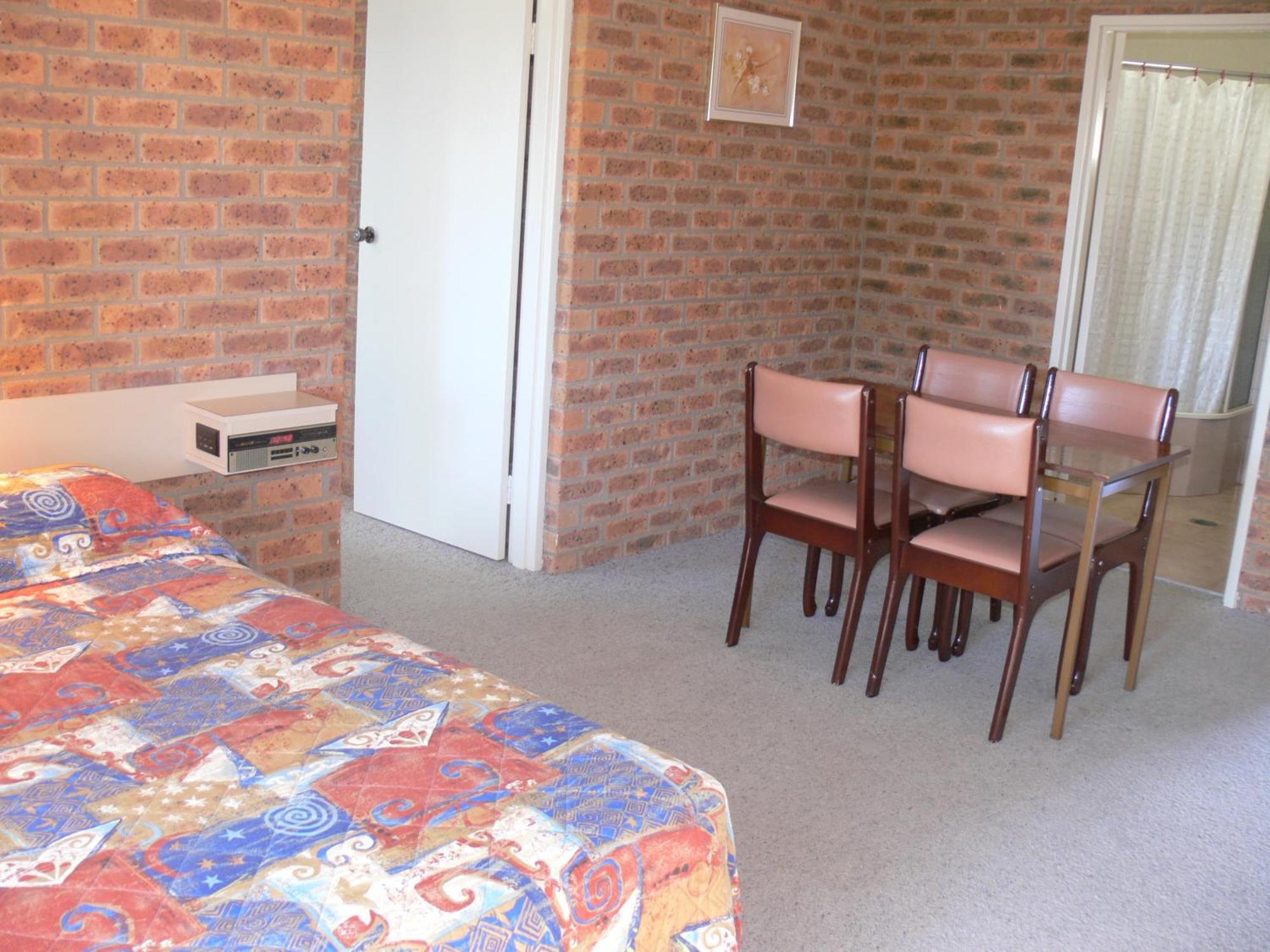 Settlement Motor Inn Deniliquin Exterior foto