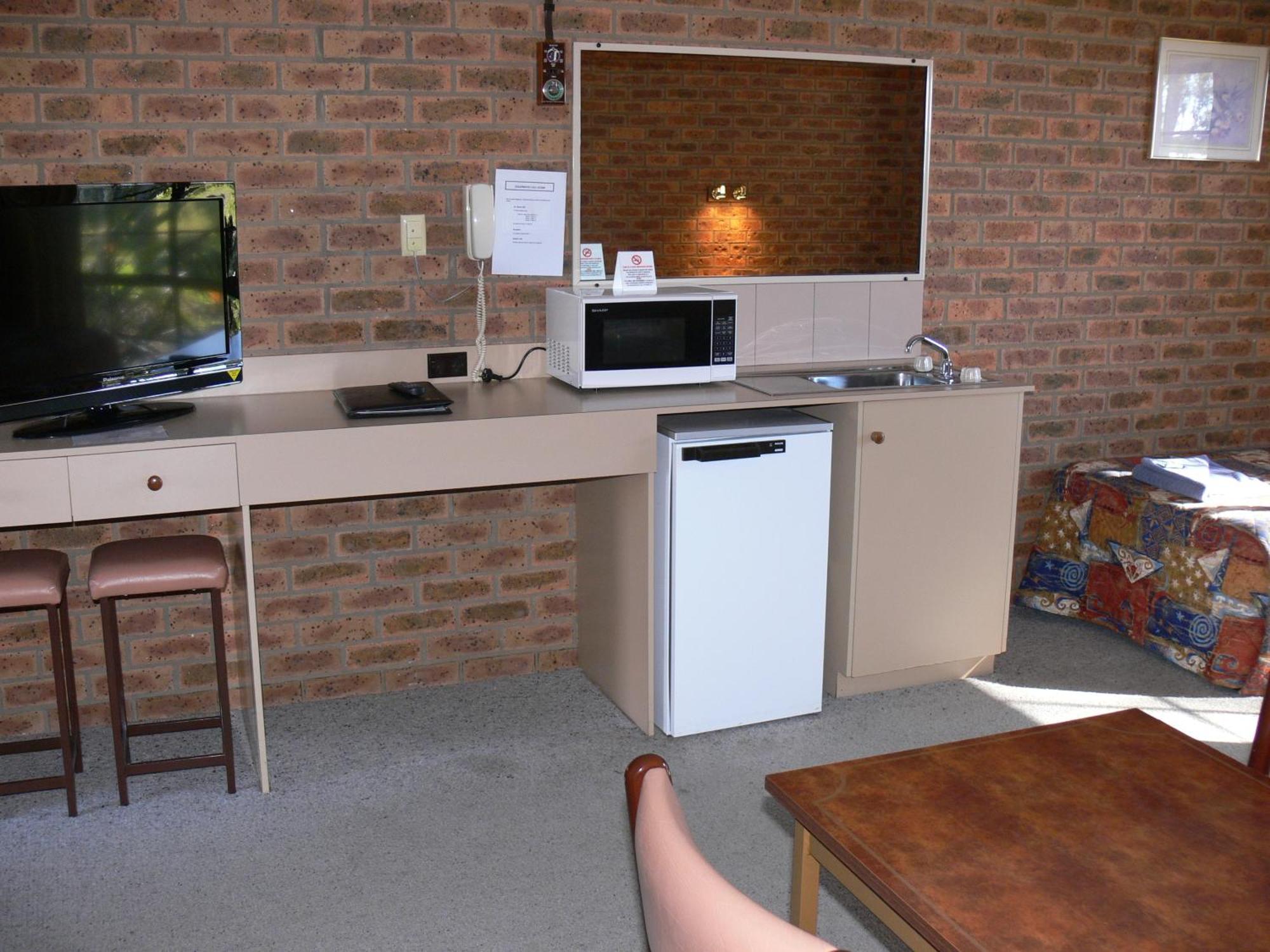 Settlement Motor Inn Deniliquin Exterior foto
