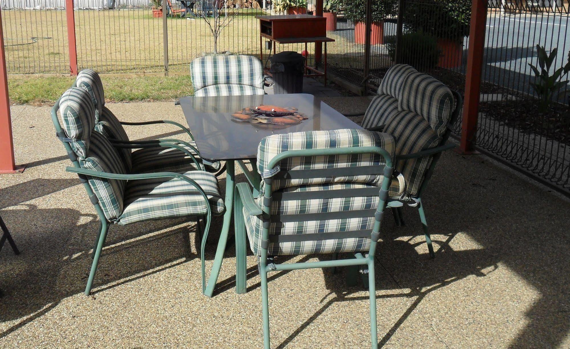 Settlement Motor Inn Deniliquin Exterior foto